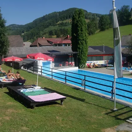 Landhotel-restaurant Willingshofer Hotel
