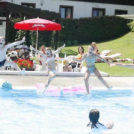 酒店 维宁斯霍弗尔酒店及餐厅